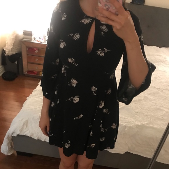 Black Open Back Dress - Size Small - New - Picture 2 of 7